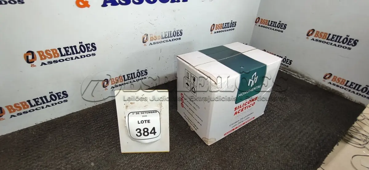 LOTE 384 - 01 CAIXA COM 24 SILICONES ACÉTICO INCOLOR DE 240G CADA MARCA MONUMENTAL. (NO ESTADO) ATENÇÃO! FAZER A VISITAÇÃO ANTES DE ARREMATAR, NÃO SABEMOS SE FUNCIONA, LEILÃO NÃO TEM GARANTIA E NEM DEVOLUÇÃO, SUJEITO A POSSÍVEIS AVARIAS VISÍVEIS/OCULTAS E/OU AUSÊNCIA DE COMPONENTES.