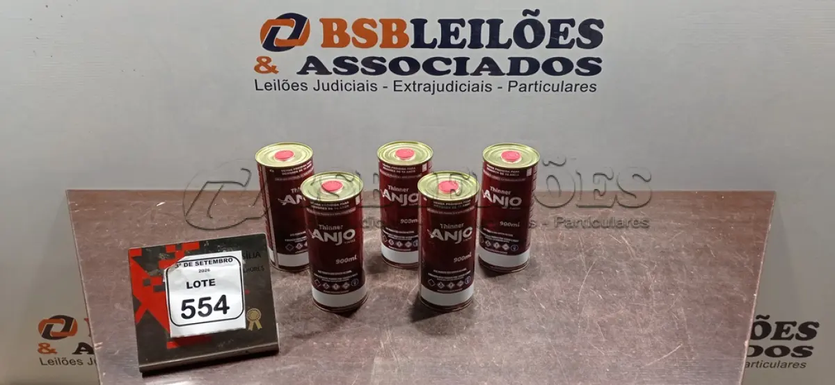 LOTE 554 - 05 LATAS DE THINER DE 900ML CADA MARCA ANJO TINTAS. (NO ESTADO) ATENÇÃO! FAZER A VISITAÇÃO ANTES DE ARREMATAR, NÃO SABEMOS SE FUNCIONA, LEILÃO NÃO TEM GARANTIA E NEM DEVOLUÇÃO, SUJEITO A POSSÍVEIS AVARIAS VISÍVEIS/OCULTAS E/OU AUSÊNCIA DE COMPONENTES.