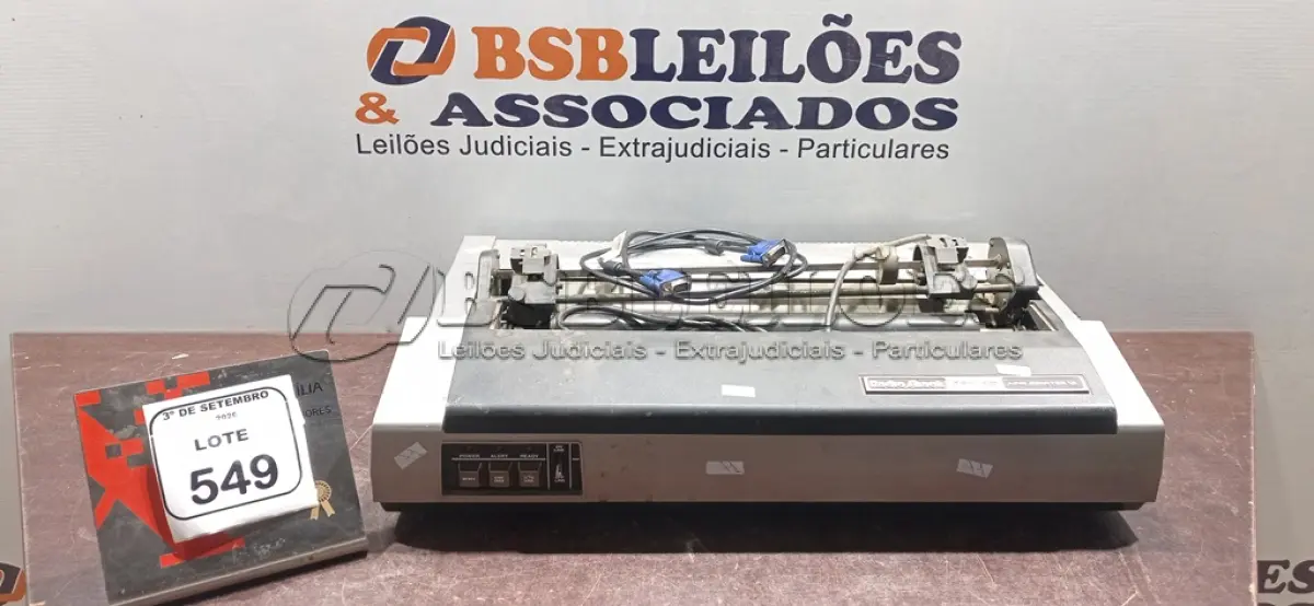 LOTE 549 - 01 IMPRESSORA MATRICIAL MODELO TRS-80 MARCA RADIO SHAEK. (NO ESTADO) ATENÇÃO! FAZER A VISITAÇÃO ANTES DE ARREMATAR, NÃO SABEMOS SE FUNCIONA, LEILÃO NÃO TEM GARANTIA E NEM DEVOLUÇÃO, SUJEITO A POSSÍVEIS AVARIAS VISÍVEIS/OCULTAS E/OU AUSÊNCIA DE COMPONENTES.