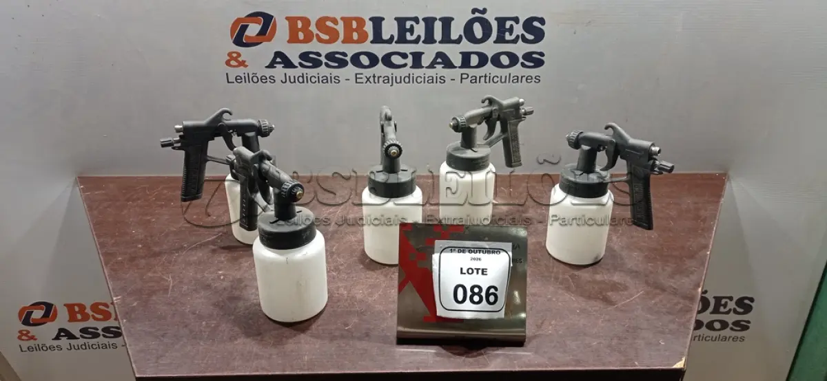 LOTE 086 - 05 PISTOLAS DE PINTURA PARA COMPRESSOR AR DIRETO. (NO ESTADO) ATENÇÃO! FAZER A VISITAÇÃO ANTES DE ARREMATAR, NÃO SABEMOS SE FUNCIONA, LEILÃO NÃO TEM GARANTIA E NEM DEVOLUÇÃO, SUJEITO A POSSÍVEIS AVARIAS VISÍVEIS/OCULTAS E/OU AUSÊNCIA DE COMPONENTES.