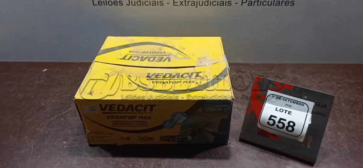 LOTE 558 - 01 CAIXA COM 13,5KG DE ARGAMASSA POLIMÉRICA IMPERMEÁVEL E FLEXÍVEL MARCA VEDACIT. (NO ESTADO) ATENÇÃO! FAZER A VISITAÇÃO ANTES DE ARREMATAR, NÃO SABEMOS SE FUNCIONA, LEILÃO NÃO TEM GARANTIA E NEM DEVOLUÇÃO, SUJEITO A POSSÍVEIS AVARIAS VISÍVEIS/OCULTAS E/OU AUSÊNCIA DE COMPONENTES.