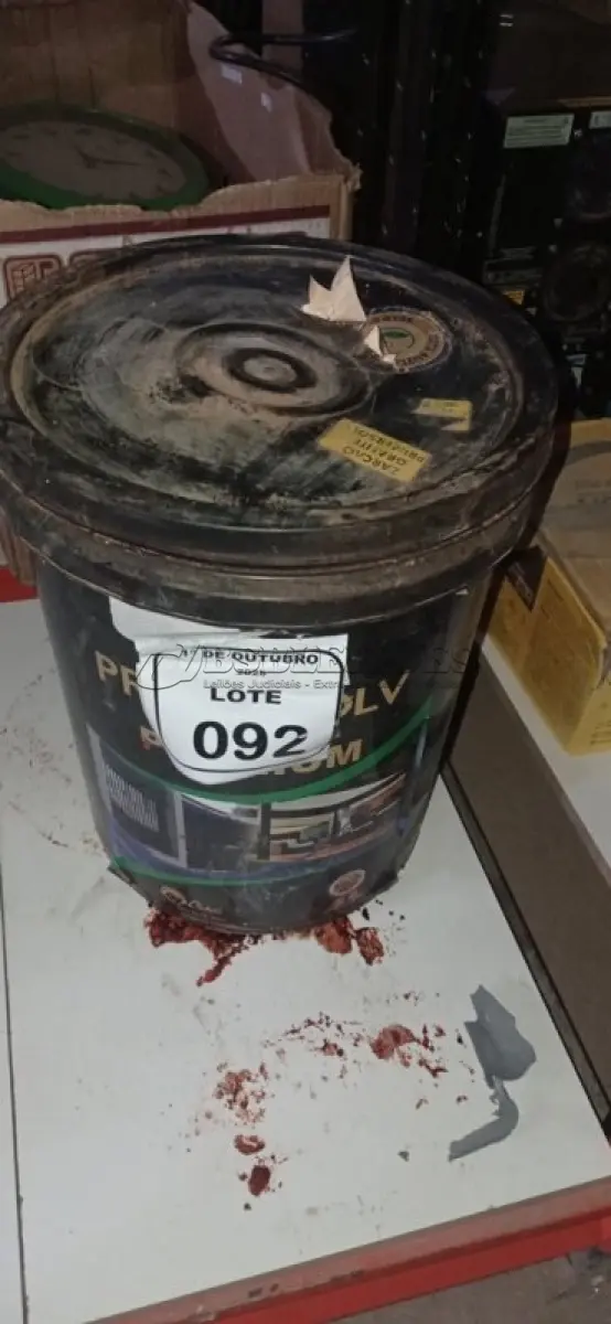 LOTE 092 - 01 BALDE DE ZARCÃO GRAFITE PROFISSIONAL MARCA PRIMERSOLV. (NO ESTADO) ATENÇÃO! FAZER A VISITAÇÃO ANTES DE ARREMATAR, NÃO SABEMOS SE FUNCIONA, LEILÃO NÃO TEM GARANTIA E NEM DEVOLUÇÃO, SUJEITO A POSSÍVEIS AVARIAS VISÍVEIS/OCULTAS E/OU AUSÊNCIA DE COMPONENTES.