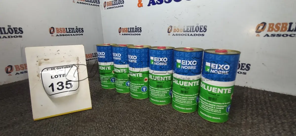 LOTE 135 - 06 LATAS DE DILUENTE THINNER 16 DE 900ML CADA MARCA EIXO NOBRE. (NO ESTADO) ATENÇÃO! FAZER A VISITAÇÃO ANTES DE ARREMATAR, NÃO SABEMOS SE FUNCIONA, LEILÃO NÃO TEM GARANTIA E NEM DEVOLUÇÃO, SUJEITO A POSSÍVEIS AVARIAS VISÍVEIS/OCULTAS E/OU AUSÊNCIA DE COMPONENTES.