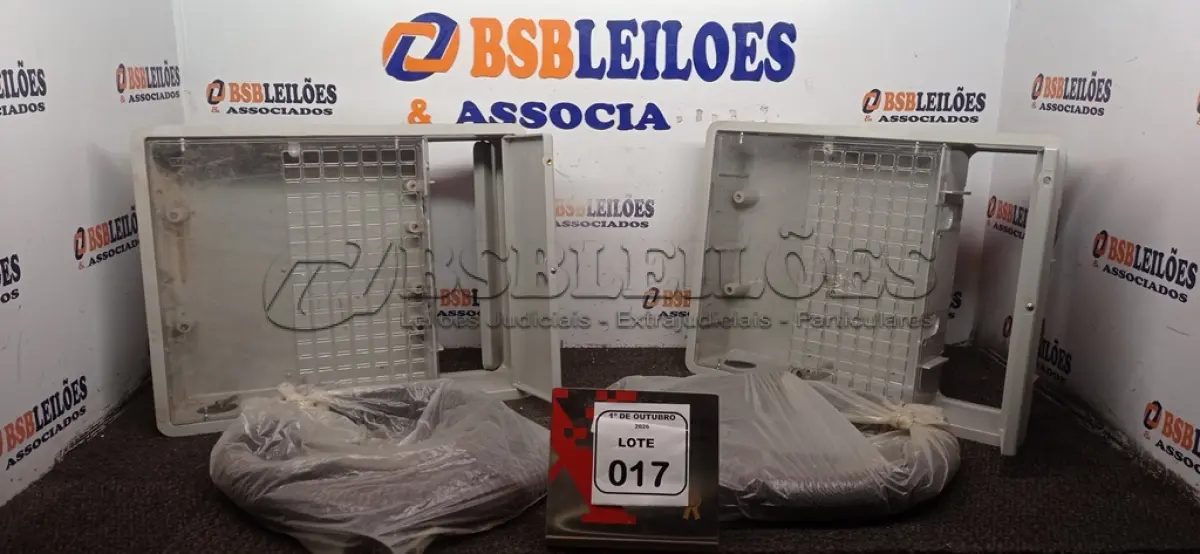 LOTE 017 - 02 CAIXAS DE HIDRÔMETRO. (NO ESTADO) ATENÇÃO! FAZER A VISITAÇÃO ANTES DE ARREMATAR, NÃO SABEMOS SE FUNCIONA, LEILÃO NÃO TEM GARANTIA E NEM DEVOLUÇÃO, SUJEITO A POSSÍVEIS AVARIAS VISÍVEIS/OCULTAS E/OU AUSÊNCIA DE COMPONENTES.