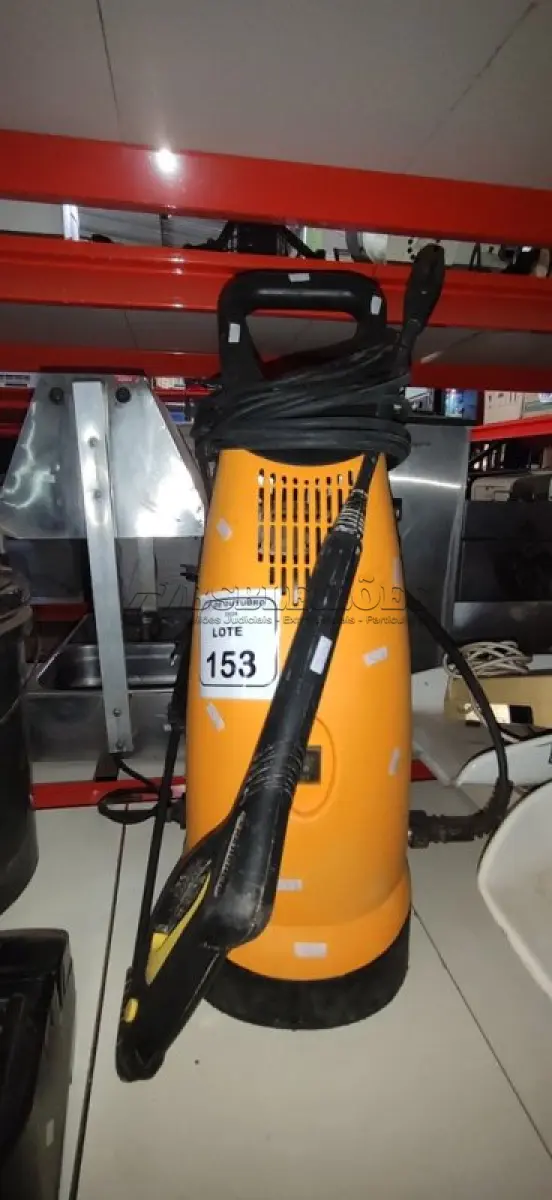 LOTE 153 - 01 LAVADORA DE ALTA PRESSÃO MARCA WAP. (NO ESTADO) ATENÇÃO! FAZER A VISITAÇÃO ANTES DE ARREMATAR, NÃO SABEMOS SE FUNCIONA, LEILÃO NÃO TEM GARANTIA E NEM DEVOLUÇÃO, SUJEITO A POSSÍVEIS AVARIAS VISÍVEIS/OCULTAS E/OU AUSÊNCIA DE COMPONENTES.