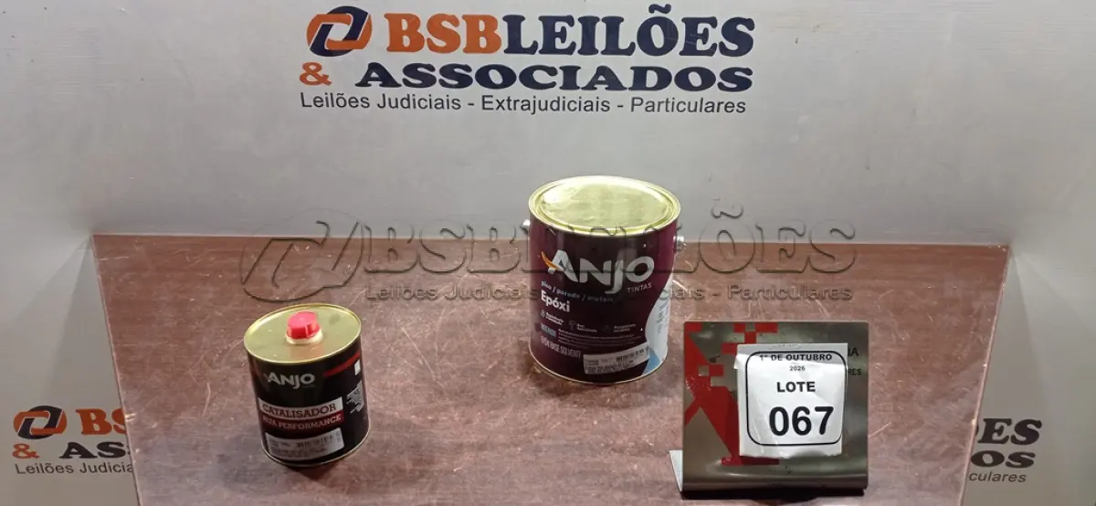 LOTE 067 - 01 LATA DE EPÓXI PDA BRANCO DE 2,7L MARCA E 01 LATA DE CATALIZADOR ESM ALTA PERFORMANCE DE 900ML MARCA ANJO TINTAS. (NO ESTADO) ATENÇÃO! FAZER A VISITAÇÃO ANTES DE ARREMATAR, NÃO SABEMOS SE FUNCIONA, LEILÃO NÃO TEM GARANTIA E NEM DEVOLUÇÃO, SUJEITO A POSSÍVEIS AVARIAS VISÍVEIS/OCULTAS E/OU AUSÊNCIA DE COMPONENTES.
