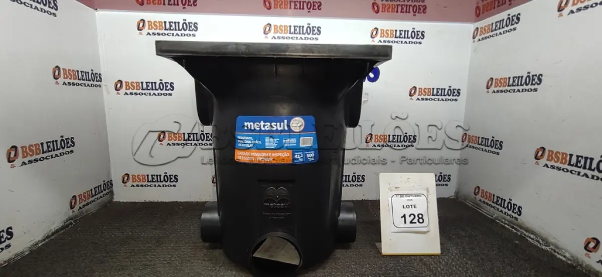 LOTE 128 - 01 CAIXA DE PASSAGEM E INSPEÇÃO DE ESGOTO PREMIUM DE 41X48X41 CM MARCA METASUL. (NO ESTADO) ATENÇÃO! FAZER A VISITAÇÃO ANTES DE ARREMATAR, NÃO SABEMOS SE FUNCIONA, LEILÃO NÃO TEM GARANTIA E NEM DEVOLUÇÃO, SUJEITO A POSSÍVEIS AVARIAS VISÍVEIS/OCULTAS E/OU AUSÊNCIA DE COMPONENTES.