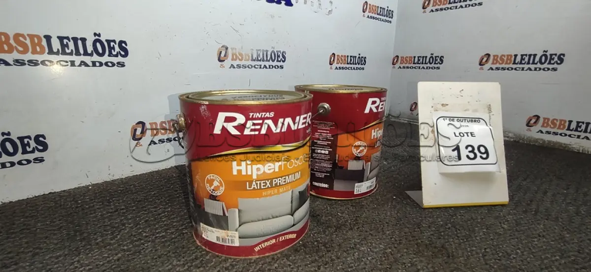 LOTE 139 - 02 BALDES DE TINTA HIPER FOSCO LÁTEX PREMIUM NA COR BASE PASTEL E BRANCO FOSCO DE 3,2L CADA MARCA TINTAS RENNER. (NO ESTADO) ATENÇÃO! FAZER A VISITAÇÃO ANTES DE ARREMATAR, NÃO SABEMOS SE FUNCIONA, LEILÃO NÃO TEM GARANTIA E NEM DEVOLUÇÃO, SUJEITO A POSSÍVEIS AVARIAS VISÍVEIS/OCULTAS E/OU AUSÊNCIA DE COMPONENTES.