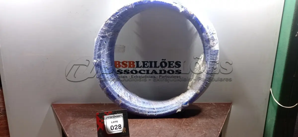 LOTE 028 - 01 TUBO PEAD RAMAL PREDIAL PE80 ESPESSURA 20X2,3MM 50M TAMANHO. (NO ESTADO) ATENÇÃO! FAZER A VISITAÇÃO ANTES DE ARREMATAR, NÃO SABEMOS SE FUNCIONA, LEILÃO NÃO TEM GARANTIA E NEM DEVOLUÇÃO, SUJEITO A POSSÍVEIS AVARIAS VISÍVEIS/OCULTAS E/OU AUSÊNCIA DE COMPONENTES.