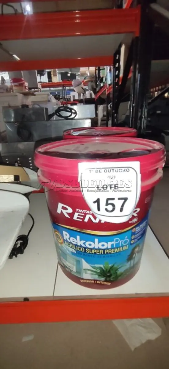 LOTE 157 - 01 BALDE DE TINTA ACRÍLICA SUPER PREMIUM 16L NA COR BASE INTENSA SEMIBRILHO MARCA RENNER.  (NO ESTADO) ATENÇÃO! FAZER A VISITAÇÃO ANTES DE ARREMATAR, NÃO SABEMOS SE FUNCIONA, LEILÃO NÃO TEM GARANTIA E NEM DEVOLUÇÃO, SUJEITO A POSSÍVEIS AVARIAS VISÍVEIS/OCULTAS E/OU AUSÊNCIA DE COMPONENTES.