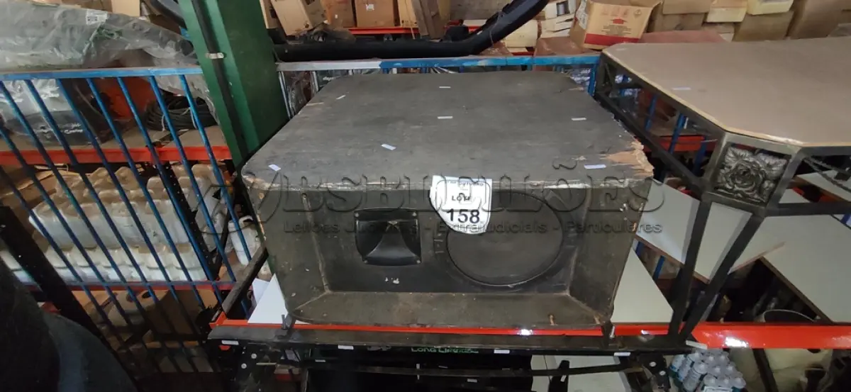 LOTE 158 - 01 CAIXA DE SOM AUTOMOTIVAS PARA PROPAGANDAS. (NO ESTADO) ATENÇÃO! FAZER A VISITAÇÃO ANTES DE ARREMATAR, NÃO SABEMOS SE FUNCIONA, LEILÃO NÃO TEM GARANTIA E NEM DEVOLUÇÃO, SUJEITO A POSSÍVEIS AVARIAS VISÍVEIS/OCULTAS E/OU AUSÊNCIA DE COMPONENTES.