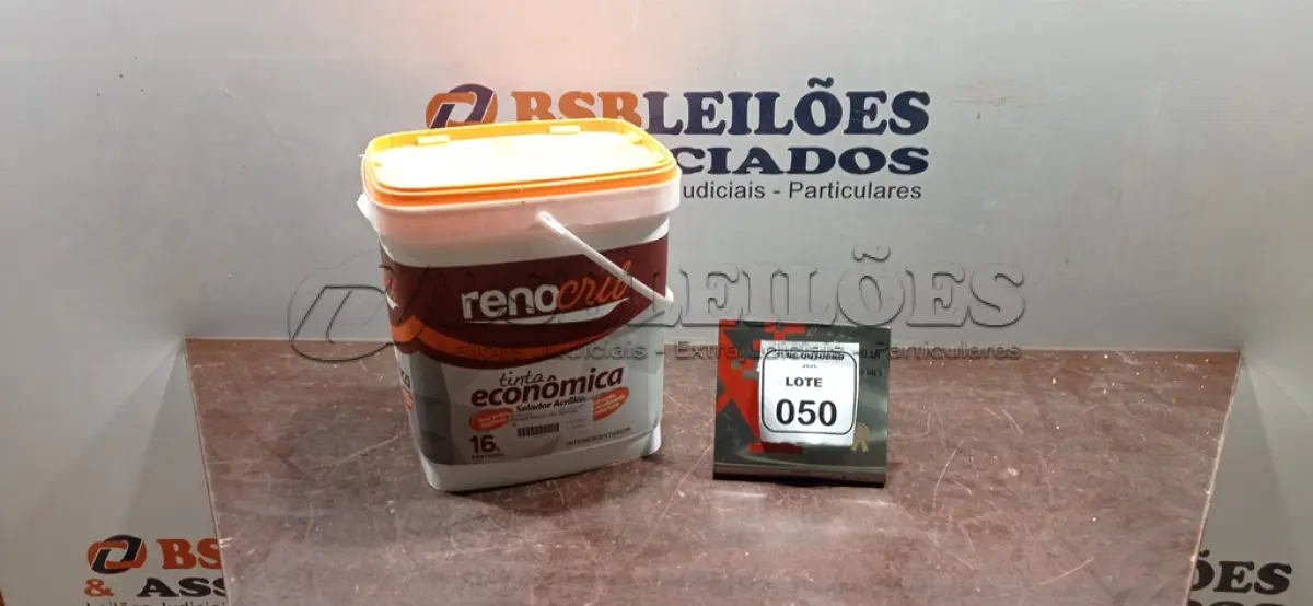 LOTE 050 - 01 BALDE DE SELADOR ACRÍLICO DE 16L MARCA RENOCRIL. (NO ESTADO) ATENÇÃO! FAZER A VISITAÇÃO ANTES DE ARREMATAR, NÃO SABEMOS SE FUNCIONA, LEILÃO NÃO TEM GARANTIA E NEM DEVOLUÇÃO, SUJEITO A POSSÍVEIS AVARIAS VISÍVEIS/OCULTAS E/OU AUSÊNCIA DE COMPONENTES.