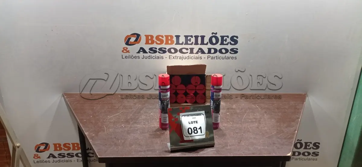 LOTE 081 - 12 UNIDADES DE VASELINA SPRAY USO GERAL DE 200ML CADA MARCA CHEMI COLOR. (NO ESTADO) ATENÇÃO! FAZER A VISITAÇÃO ANTES DE ARREMATAR, NÃO SABEMOS SE FUNCIONA, LEILÃO NÃO TEM GARANTIA E NEM DEVOLUÇÃO, SUJEITO A POSSÍVEIS AVARIAS VISÍVEIS/OCULTAS E/OU AUSÊNCIA DE COMPONENTES.