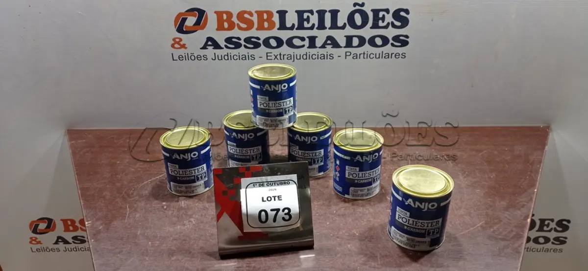 LOTE 073 - 06 LATAS DE TINTA POLIÉSTER DE 900ML CADA NA COR PRETO EBONY MARCA ANJO TINTAS. (NO ESTADO) ATENÇÃO! FAZER A VISITAÇÃO ANTES DE ARREMATAR, NÃO SABEMOS SE FUNCIONA, LEILÃO NÃO TEM GARANTIA E NEM DEVOLUÇÃO, SUJEITO A POSSÍVEIS AVARIAS VISÍVEIS/OCULTAS E/OU AUSÊNCIA DE COMPONENTES.