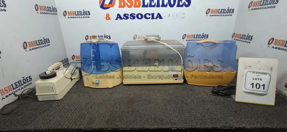 LOTE 101 - 01 NEBULIZADOR E 03 UMIDIFICADORES DE MARCAS E MODELOS DIVERSOS. (NO ESTADO) ATENÇÃO! FAZER A VISITAÇÃO ANTES DE ARREMATAR, NÃO SABEMOS SE FUNCIONA, LEILÃO NÃO TEM GARANTIA E NEM DEVOLUÇÃO, SUJEITO A POSSÍVEIS AVARIAS VISÍVEIS/OCULTAS E/OU AUSÊNCIA DE COMPONENTES.