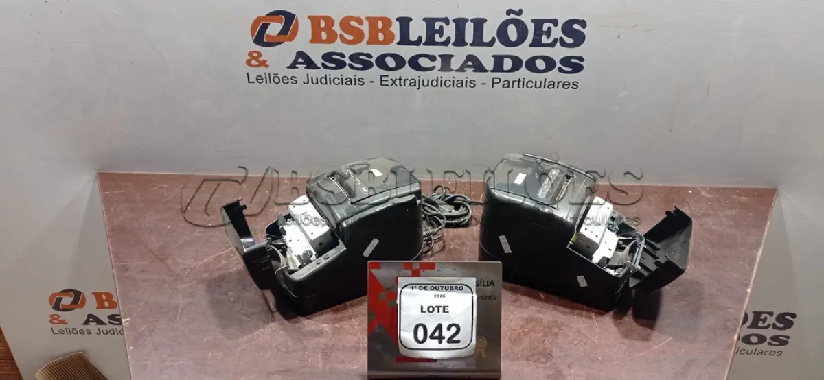 LOTE 042 - 02 IMPRESSORAS TÉRMICAS. (NO ESTADO) ATENÇÃO! FAZER A VISITAÇÃO ANTES DE ARREMATAR, NÃO SABEMOS SE FUNCIONA, LEILÃO NÃO TEM GARANTIA E NEM DEVOLUÇÃO, SUJEITO A POSSÍVEIS AVARIAS VISÍVEIS/OCULTAS E/OU AUSÊNCIA DE COMPONENTES.