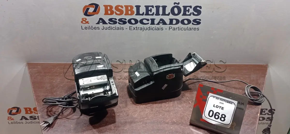 LOTE 068 - 02 IMPRESSORAS TÉRMICAS. (NO ESTADO) ATENÇÃO! FAZER A VISITAÇÃO ANTES DE ARREMATAR, NÃO SABEMOS SE FUNCIONA, LEILÃO NÃO TEM GARANTIA E NEM DEVOLUÇÃO, SUJEITO A POSSÍVEIS AVARIAS VISÍVEIS/OCULTAS E/OU AUSÊNCIA DE COMPONENTES.