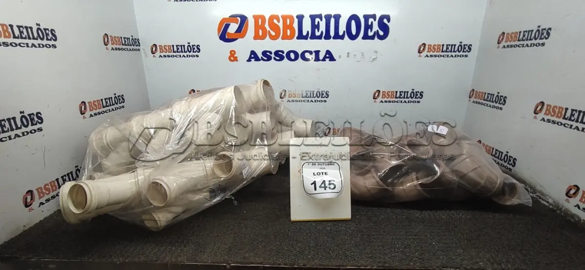 LOTE 145 - 27 TÊ SOLDÁVEL 60MM E 31 JUNÇÕES DE ESGOTO 75. (NO ESTADO) ATENÇÃO! FAZER A VISITAÇÃO ANTES DE ARREMATAR, NÃO SABEMOS SE FUNCIONA, LEILÃO NÃO TEM GARANTIA E NEM DEVOLUÇÃO, SUJEITO A POSSÍVEIS AVARIAS VISÍVEIS/OCULTAS E/OU AUSÊNCIA DE COMPONENTES.