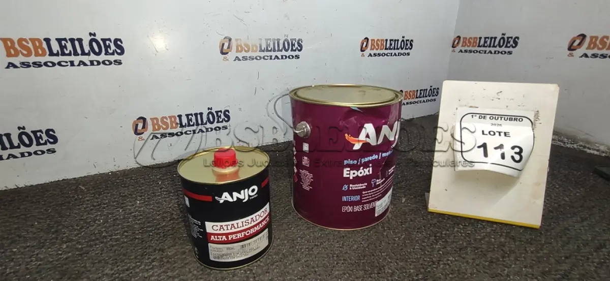 LOTE 113 - 01 LATA DE EPÓXI PDA BRANCO DE 2,7L MARCA E 01 LATA DE CATALIZADOR ESM ALTA PERFORMANCE DE 900ML MARCA ANJO TINTAS. (NO ESTADO) ATENÇÃO! FAZER A VISITAÇÃO ANTES DE ARREMATAR, NÃO SABEMOS SE FUNCIONA, LEILÃO NÃO TEM GARANTIA E NEM DEVOLUÇÃO, SUJEITO A POSSÍVEIS AVARIAS VISÍVEIS/OCULTAS E/OU AUSÊNCIA DE COMPONENTES.