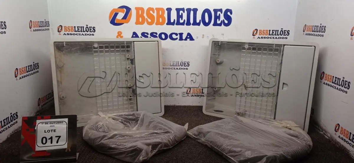 LOTE 017 - 02 CAIXAS DE HIDRÔMETRO. (NO ESTADO) ATENÇÃO! FAZER A VISITAÇÃO ANTES DE ARREMATAR, NÃO SABEMOS SE FUNCIONA, LEILÃO NÃO TEM GARANTIA E NEM DEVOLUÇÃO, SUJEITO A POSSÍVEIS AVARIAS VISÍVEIS/OCULTAS E/OU AUSÊNCIA DE COMPONENTES.