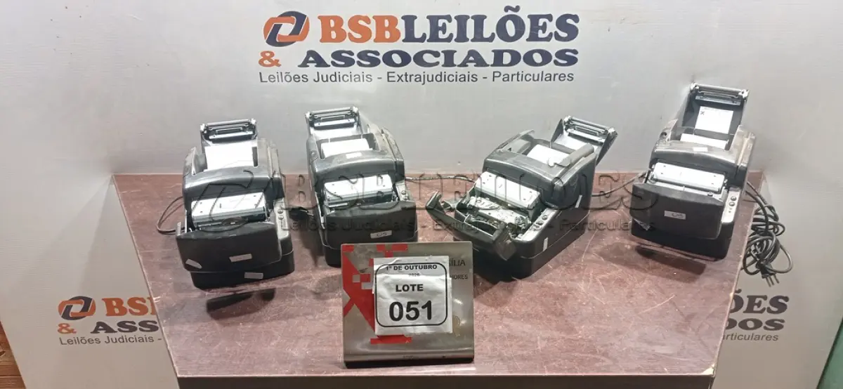 LOTE 051 - 04 IMPRESSORAS TÉRMICAS. (NO ESTADO) ATENÇÃO! FAZER A VISITAÇÃO ANTES DE ARREMATAR, NÃO SABEMOS SE FUNCIONA, LEILÃO NÃO TEM GARANTIA E NEM DEVOLUÇÃO, SUJEITO A POSSÍVEIS AVARIAS VISÍVEIS/OCULTAS E/OU AUSÊNCIA DE COMPONENTES.