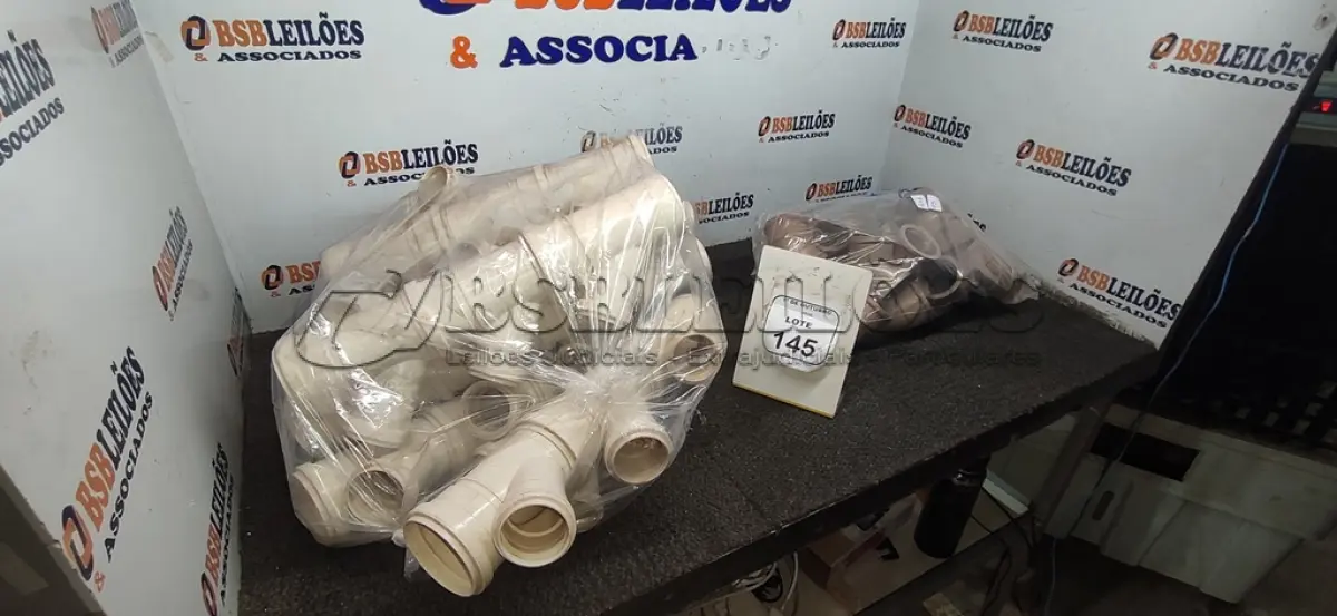 LOTE 145 - 27 TÊ SOLDÁVEL 60MM E 31 JUNÇÕES DE ESGOTO 75. (NO ESTADO) ATENÇÃO! FAZER A VISITAÇÃO ANTES DE ARREMATAR, NÃO SABEMOS SE FUNCIONA, LEILÃO NÃO TEM GARANTIA E NEM DEVOLUÇÃO, SUJEITO A POSSÍVEIS AVARIAS VISÍVEIS/OCULTAS E/OU AUSÊNCIA DE COMPONENTES.