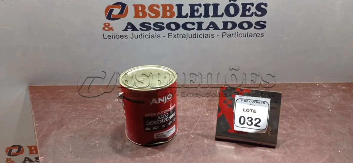 LOTE 032 - 01 LATA DE EMBORRACHAMENTO PRETO LINHA AUTOMOTIVA DE 3,6L NA COR ANJO TINTAS. (NO ESTADO) ATENÇÃO! FAZER A VISITAÇÃO ANTES DE ARREMATAR, NÃO SABEMOS SE FUNCIONA, LEILÃO NÃO TEM GARANTIA E NEM DEVOLUÇÃO, SUJEITO A POSSÍVEIS AVARIAS VISÍVEIS/OCULTAS E/OU AUSÊNCIA DE COMPONENTES.