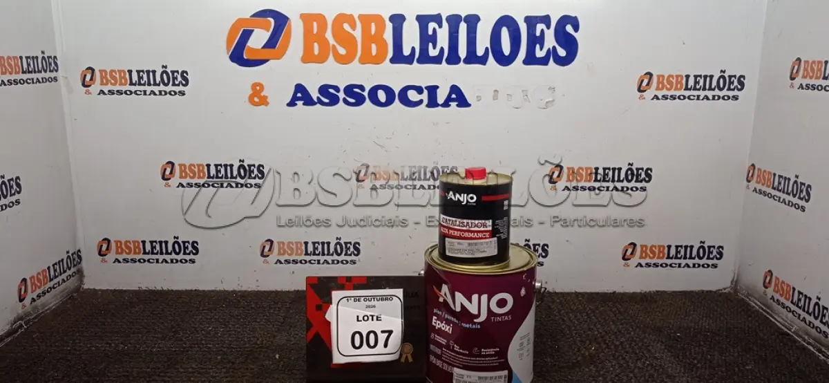 LOTE 007 - 01 LATA DE EPÓXI PDA BRANCO DE 2,7L MARCA E 01 LATA DE CATALIZADOR ESM ALTA PERFORMANCE DE 900ML MARCA ANJO TINTAS. (NO ESTADO) ATENÇÃO! FAZER A VISITAÇÃO ANTES DE ARREMATAR, NÃO SABEMOS SE FUNCIONA, LEILÃO NÃO TEM GARANTIA E NEM DEVOLUÇÃO, SUJEITO A POSSÍVEIS AVARIAS VISÍVEIS/OCULTAS E/OU AUSÊNCIA DE COMPONENTES.