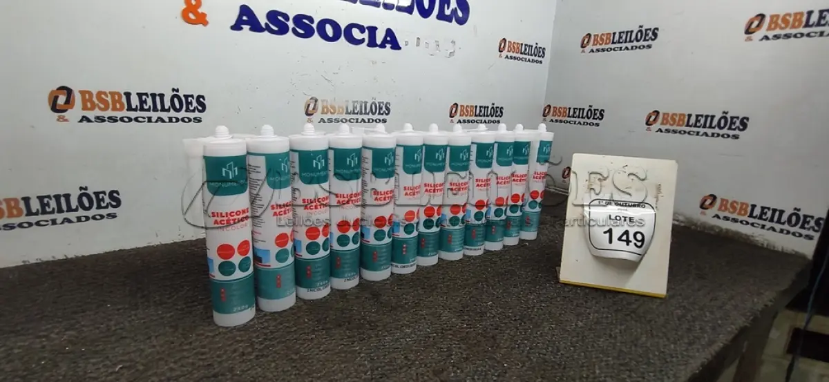 LOTE 149 - 12 SILICONES ACÉTICO INCOLOR DE 240G CADA MARCA MONUMENTAL. (NO ESTADO) ATENÇÃO! FAZER A VISITAÇÃO ANTES DE ARREMATAR, NÃO SABEMOS SE FUNCIONA, LEILÃO NÃO TEM GARANTIA E NEM DEVOLUÇÃO, SUJEITO A POSSÍVEIS AVARIAS VISÍVEIS/OCULTAS E/OU AUSÊNCIA DE COMPONENTES.
