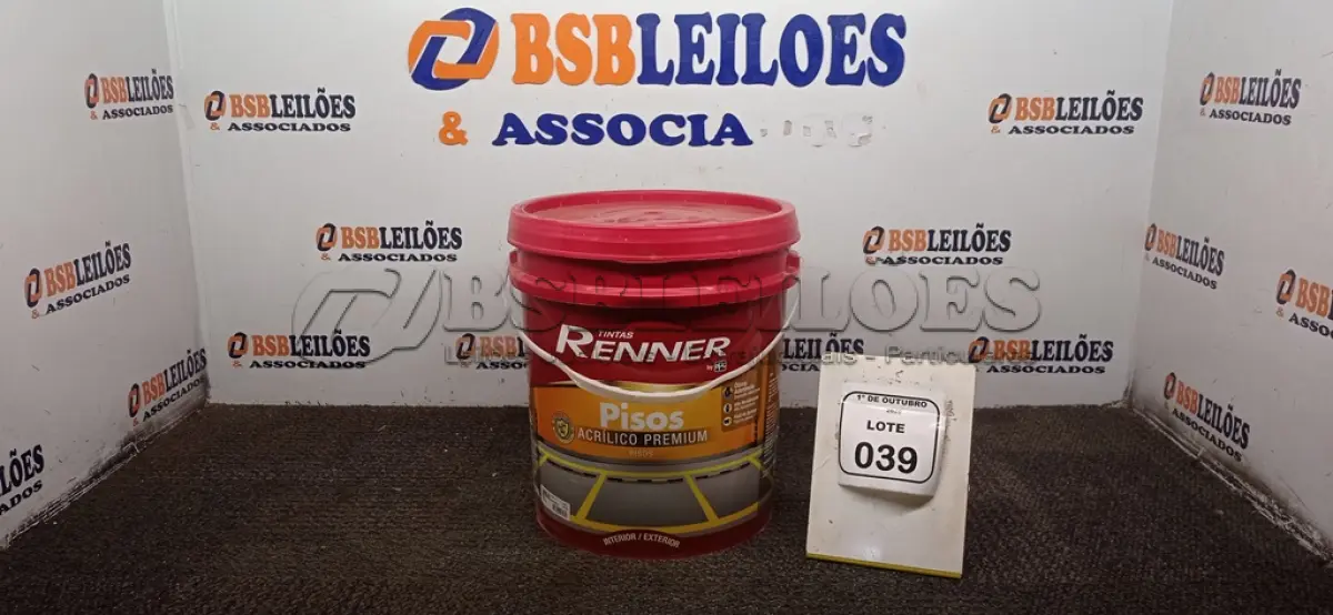 LOTE 039 - 01 BALDE DE TINTA DE PISOS ACRÍLICO PREMIUM 18L NA COR VERMELHO SEGURANÇA FOSCO MARCA RENNER.  (NO ESTADO) ATENÇÃO! FAZER A VISITAÇÃO ANTES DE ARREMATAR, NÃO SABEMOS SE FUNCIONA, LEILÃO NÃO TEM GARANTIA E NEM DEVOLUÇÃO, SUJEITO A POSSÍVEIS AVARIAS VISÍVEIS/OCULTAS E/OU AUSÊNCIA DE COMPONENTES.