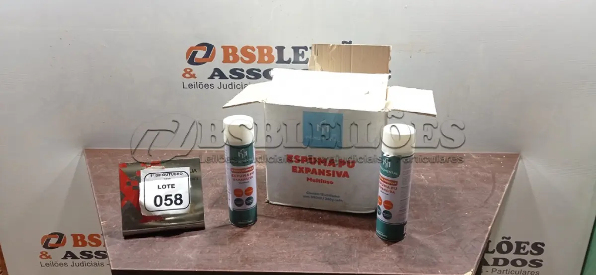 LOTE 058 - 12 UNIDADES DE ESPUMA PU EXPANSIVA DE 500ML CADA MARCA MONUMENTAL. (NO ESTADO) ATENÇÃO! FAZER A VISITAÇÃO ANTES DE ARREMATAR, NÃO SABEMOS SE FUNCIONA, LEILÃO NÃO TEM GARANTIA E NEM DEVOLUÇÃO, SUJEITO A POSSÍVEIS AVARIAS VISÍVEIS/OCULTAS E/OU AUSÊNCIA DE COMPONENTES.