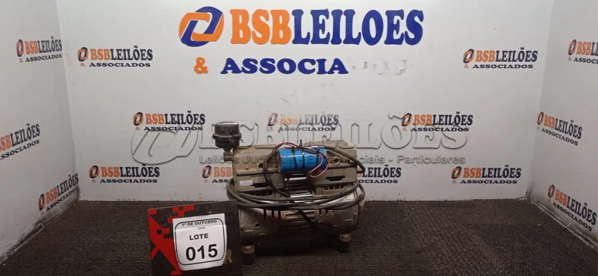 LOTE 015 - 01 COMPRESSORA MARCA GSE. (NO ESTADO) ATENÇÃO! FAZER A VISITAÇÃO ANTES DE ARREMATAR, NÃO SABEMOS SE FUNCIONA, LEILÃO NÃO TEM GARANTIA E NEM DEVOLUÇÃO, SUJEITO A POSSÍVEIS AVARIAS VISÍVEIS/OCULTAS E/OU AUSÊNCIA DE COMPONENTES.