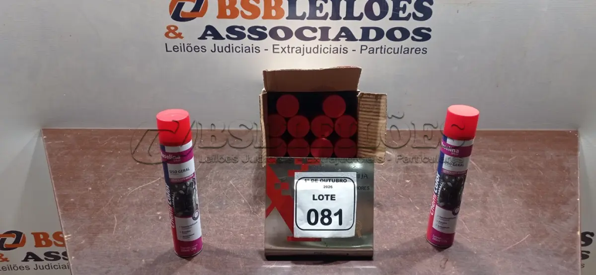 LOTE 081 - 12 UNIDADES DE VASELINA SPRAY USO GERAL DE 200ML CADA MARCA CHEMI COLOR. (NO ESTADO) ATENÇÃO! FAZER A VISITAÇÃO ANTES DE ARREMATAR, NÃO SABEMOS SE FUNCIONA, LEILÃO NÃO TEM GARANTIA E NEM DEVOLUÇÃO, SUJEITO A POSSÍVEIS AVARIAS VISÍVEIS/OCULTAS E/OU AUSÊNCIA DE COMPONENTES.