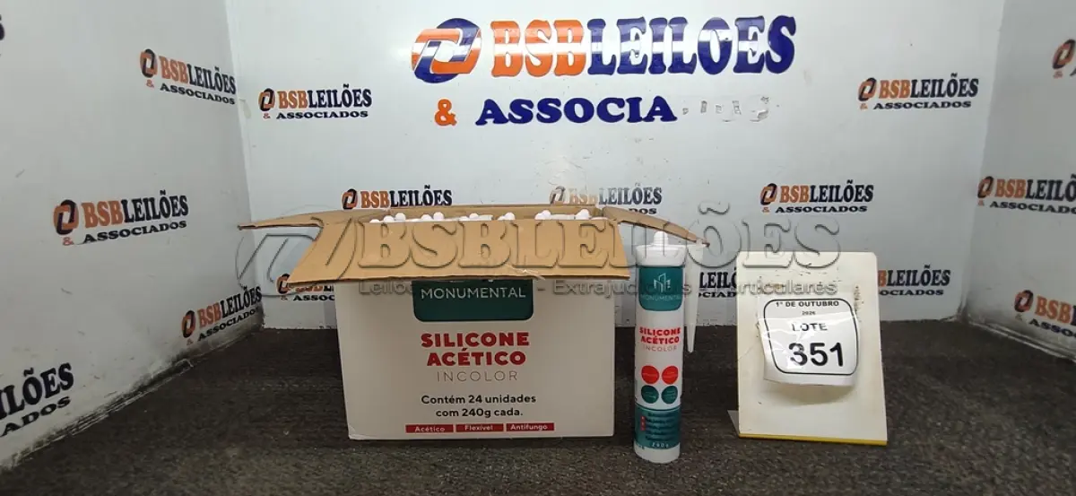 LOTE 351 - 12 UNIDADES DE SILICONE ACÉTICO INCOLOR DE 240G CADA MARCA MONUMENTAL. (NO ESTADO) ATENÇÃO! FAZER A VISITAÇÃO ANTES DE ARREMATAR, NÃO SABEMOS SE FUNCIONA, LEILÃO NÃO TEM GARANTIA E NEM DEVOLUÇÃO, SUJEITO A POSSÍVEIS AVARIAS VISÍVEIS/OCULTAS E/OU AUSÊNCIA DE COMPONENTES.