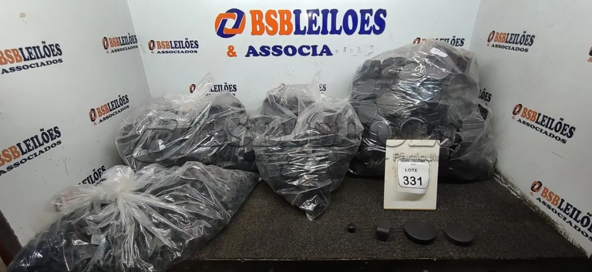 LOTE 331 - 01 LOTE COM GRANDE QUANTIDADE DE PONTEIRAS DE PLÁSTICO. (NO ESTADO) ATENÇÃO! FAZER A VISITAÇÃO ANTES DE ARREMATAR, NÃO SABEMOS SE FUNCIONA, LEILÃO NÃO TEM GARANTIA E NEM DEVOLUÇÃO, SUJEITO A POSSÍVEIS AVARIAS VISÍVEIS/OCULTAS E/OU AUSÊNCIA DE COMPONENTES.