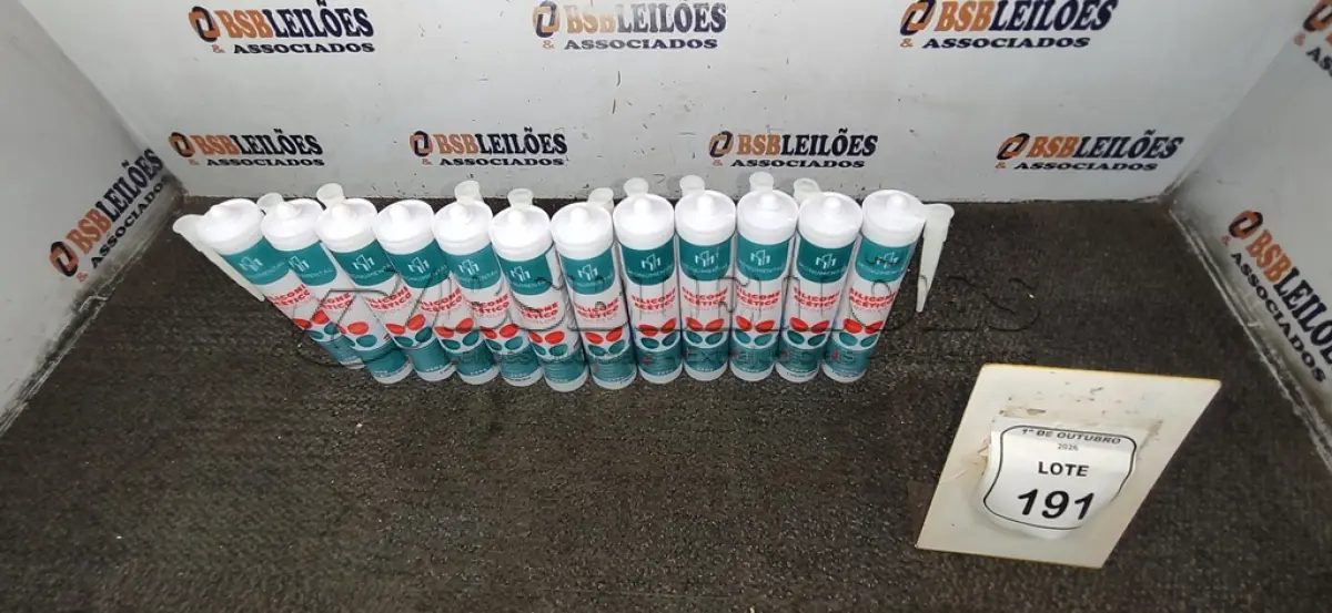 LOTE 191 - 12 SILICONES ACÉTICO INCOLOR DE 240G CADA MARCA MONUMENTAL. (NO ESTADO) ATENÇÃO! FAZER A VISITAÇÃO ANTES DE ARREMATAR, NÃO SABEMOS SE FUNCIONA, LEILÃO NÃO TEM GARANTIA E NEM DEVOLUÇÃO, SUJEITO A POSSÍVEIS AVARIAS VISÍVEIS/OCULTAS E/OU AUSÊNCIA DE COMPONENTES.