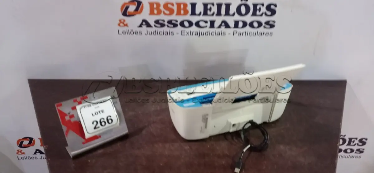 LOTE 266 - 01 IMPRESSORA MODELO DESKJET INK ADV 3776 MARCA HP. (NO ESTADO) ATENÇÃO! FAZER A VISITAÇÃO ANTES DE ARREMATAR, NÃO SABEMOS SE FUNCIONA, LEILÃO NÃO TEM GARANTIA E NEM DEVOLUÇÃO, SUJEITO A POSSÍVEIS AVARIAS VISÍVEIS/OCULTAS E/OU AUSÊNCIA DE COMPONENTES.
