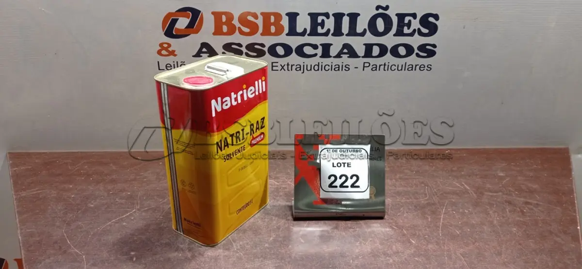 LOTE 222 - 01 LATA DE SOLVENTE NATRI-RAZ PREMIUM DE 5L MARCA NATRIELLI. (NO ESTADO) ATENÇÃO! FAZER A VISITAÇÃO ANTES DE ARREMATAR, NÃO SABEMOS SE FUNCIONA, LEILÃO NÃO TEM GARANTIA E NEM DEVOLUÇÃO, SUJEITO A POSSÍVEIS AVARIAS VISÍVEIS/OCULTAS E/OU AUSÊNCIA DE COMPONENTES.
