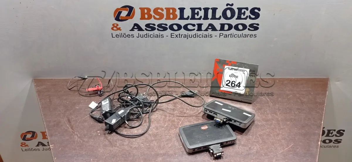 LOTE 264 - 02 MINIS PC TERMINAIS MARCA WYSE SEM CABOS. (NO ESTADO) ATENÇÃO! FAZER A VISITAÇÃO ANTES DE ARREMATAR, NÃO SABEMOS SE FUNCIONA, LEILÃO NÃO TEM GARANTIA E NEM DEVOLUÇÃO, SUJEITO A POSSÍVEIS AVARIAS VISÍVEIS/OCULTAS E/OU AUSÊNCIA DE COMPONENTES.