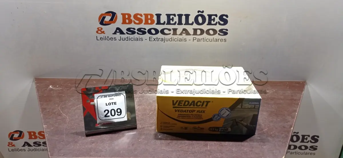 LOTE 209 - 01 CAIXA COM 13,5KG DE ARGAMASSA POLIMÉRICA IMPERMEÁVEL E FLEXÍVEL MARCA VEDACIT. (NO ESTADO) ATENÇÃO! FAZER A VISITAÇÃO ANTES DE ARREMATAR, NÃO SABEMOS SE FUNCIONA, LEILÃO NÃO TEM GARANTIA E NEM DEVOLUÇÃO, SUJEITO A POSSÍVEIS AVARIAS VISÍVEIS/OCULTAS E/OU AUSÊNCIA DE COMPONENTES.