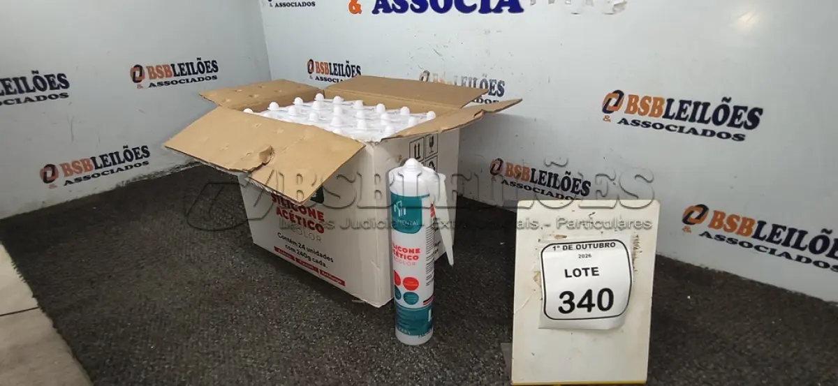LOTE 340 - 24 SILICONES ACÉTICO INCOLOR DE 240G CADA MARCA MONUMENTAL. (NO ESTADO) ATENÇÃO! FAZER A VISITAÇÃO ANTES DE ARREMATAR, NÃO SABEMOS SE FUNCIONA, LEILÃO NÃO TEM GARANTIA E NEM DEVOLUÇÃO, SUJEITO A POSSÍVEIS AVARIAS VISÍVEIS/OCULTAS E/OU AUSÊNCIA DE COMPONENTES.