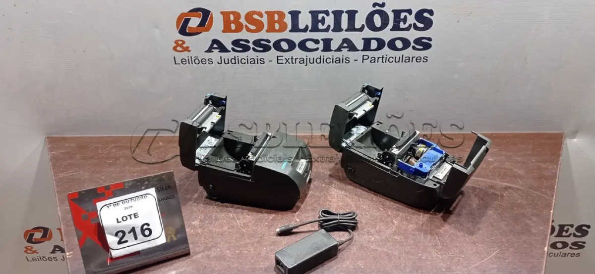 LOTE 216 - 02 IMPRESSORAS TÉRMICAS MARCA DIEBOLD. (NO ESTADO) ATENÇÃO! FAZER A VISITAÇÃO ANTES DE ARREMATAR, NÃO SABEMOS SE FUNCIONA, LEILÃO NÃO TEM GARANTIA E NEM DEVOLUÇÃO, SUJEITO A POSSÍVEIS AVARIAS VISÍVEIS/OCULTAS E/OU AUSÊNCIA DE COMPONENTES.