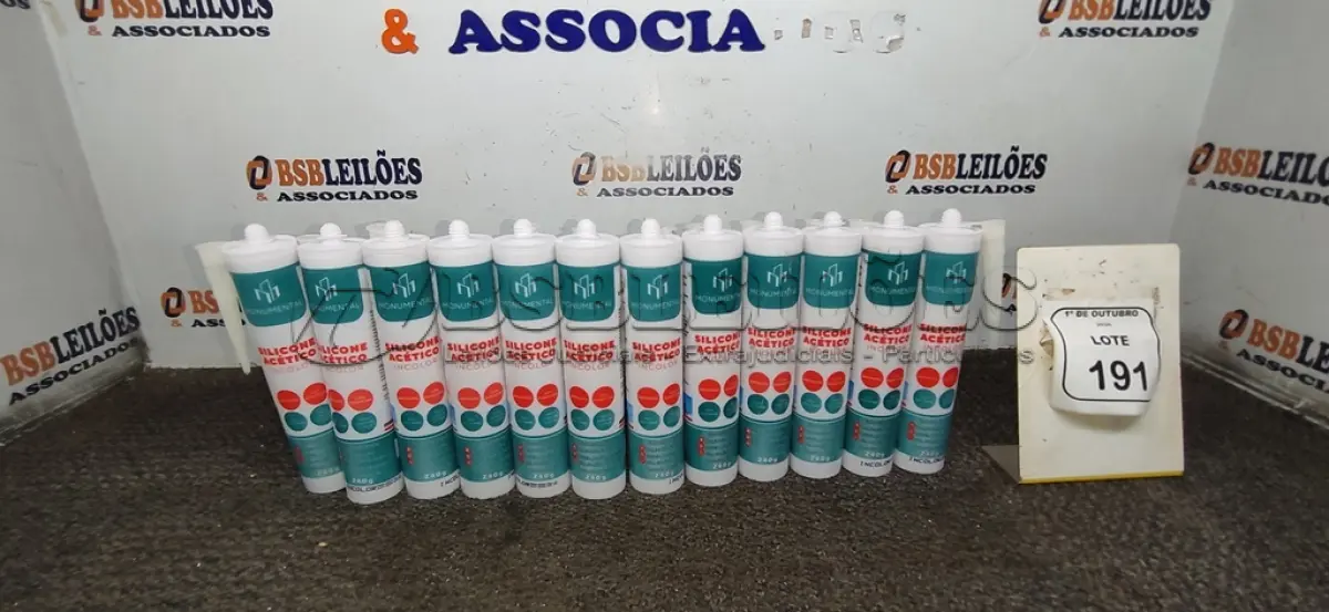 LOTE 191 - 12 SILICONES ACÉTICO INCOLOR DE 240G CADA MARCA MONUMENTAL. (NO ESTADO) ATENÇÃO! FAZER A VISITAÇÃO ANTES DE ARREMATAR, NÃO SABEMOS SE FUNCIONA, LEILÃO NÃO TEM GARANTIA E NEM DEVOLUÇÃO, SUJEITO A POSSÍVEIS AVARIAS VISÍVEIS/OCULTAS E/OU AUSÊNCIA DE COMPONENTES.