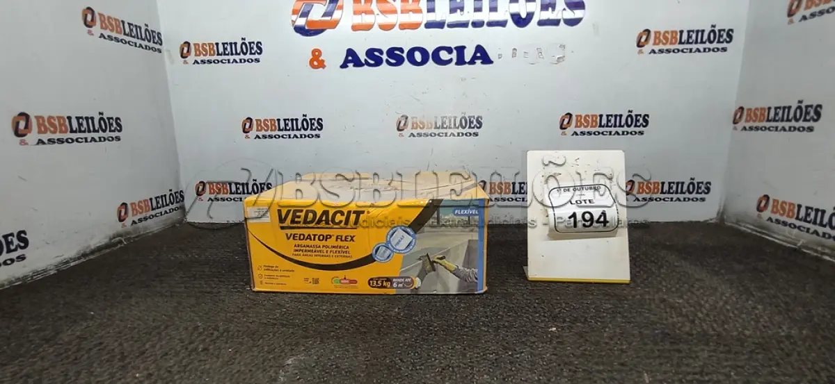 LOTE 194 - 01 CAIXA COM 13,5KG DE ARGAMASSA POLIMÉRICA IMPERMEÁVEL E FLEXÍVEL MARCA VEDACIT. (NO ESTADO) ATENÇÃO! FAZER A VISITAÇÃO ANTES DE ARREMATAR, NÃO SABEMOS SE FUNCIONA, LEILÃO NÃO TEM GARANTIA E NEM DEVOLUÇÃO, SUJEITO A POSSÍVEIS AVARIAS VISÍVEIS/OCULTAS E/OU AUSÊNCIA DE COMPONENTES.