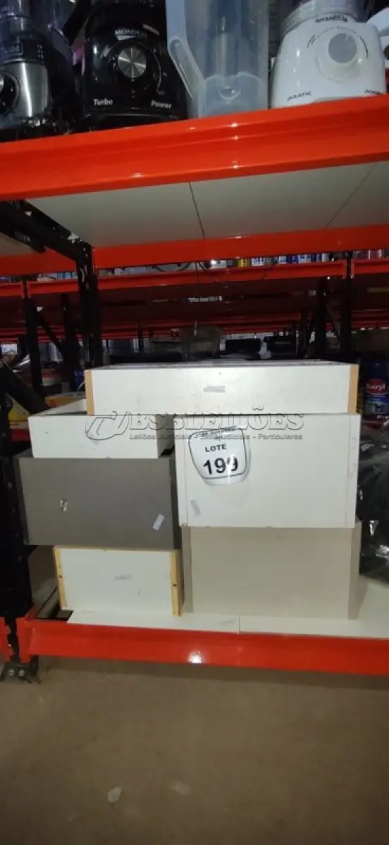 LOTE 199 - 01 LOTE COM VÁRIOS NICHOS DE MADEIRA. (NO ESTADO) ATENÇÃO! FAZER A VISITAÇÃO ANTES DE ARREMATAR, NÃO SABEMOS SE FUNCIONA, LEILÃO NÃO TEM GARANTIA E NEM DEVOLUÇÃO, SUJEITO A POSSÍVEIS AVARIAS VISÍVEIS/OCULTAS E/OU AUSÊNCIA DE COMPONENTES.