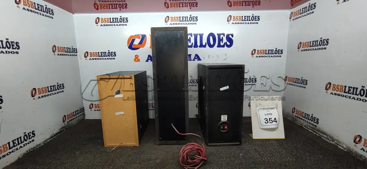 LOTE 354 - 01 CAIXA ACÚSTICA MARCA SHARP E 02 CAIXAS SUBWOOFER MARCAS LG E LENOXX. (NO ESTADO) ATENÇÃO! FAZER A VISITAÇÃO ANTES DE ARREMATAR, NÃO SABEMOS SE FUNCIONA, LEILÃO NÃO TEM GARANTIA E NEM DEVOLUÇÃO, SUJEITO A POSSÍVEIS AVARIAS VISÍVEIS/OCULTAS E/OU AUSÊNCIA DE COMPONENTES.