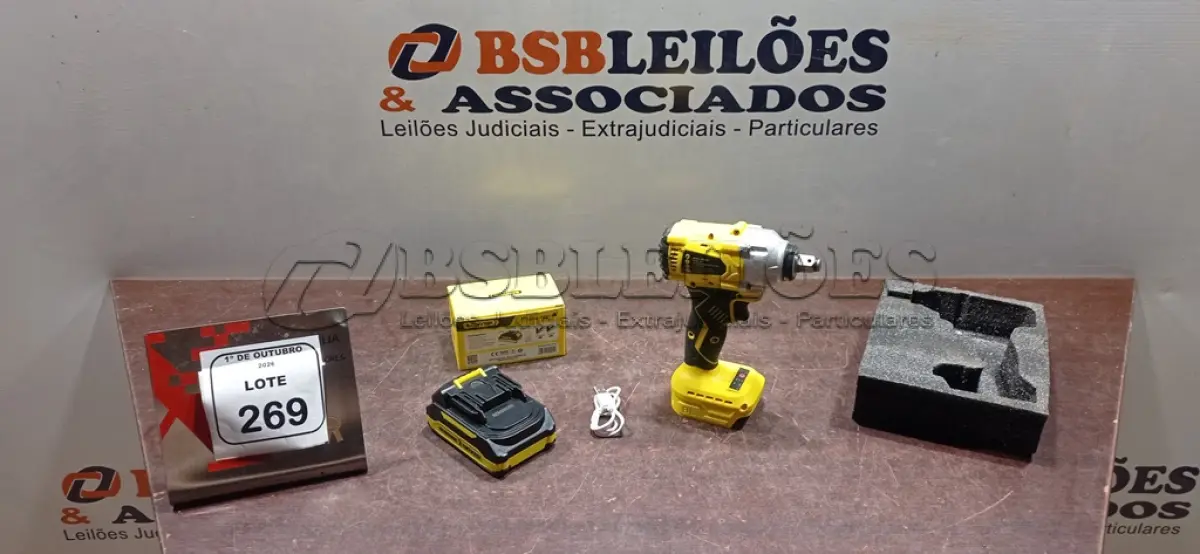 LOTE 269 - 01 CHAVE IMPACTO 21V COM CARREGADOR USB MARCA BOMVINK (NOVO). (NO ESTADO) ATENÇÃO! FAZER A VISITAÇÃO ANTES DE ARREMATAR, NÃO SABEMOS SE FUNCIONA, LEILÃO NÃO TEM GARANTIA E NEM DEVOLUÇÃO, SUJEITO A POSSÍVEIS AVARIAS VISÍVEIS/OCULTAS E/OU AUSÊNCIA DE COMPONENTES.