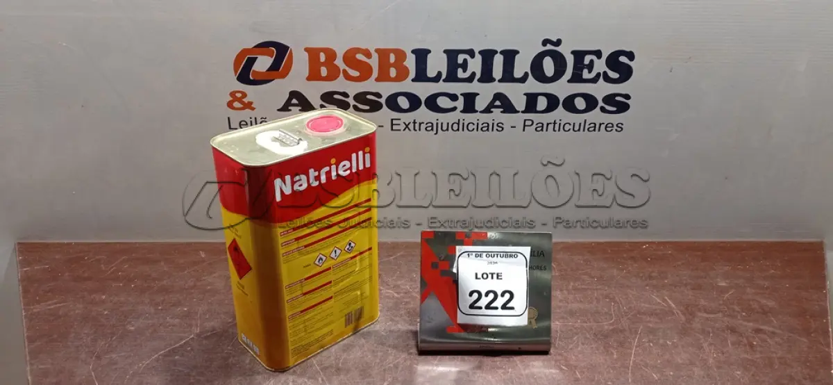LOTE 222 - 01 LATA DE SOLVENTE NATRI-RAZ PREMIUM DE 5L MARCA NATRIELLI. (NO ESTADO) ATENÇÃO! FAZER A VISITAÇÃO ANTES DE ARREMATAR, NÃO SABEMOS SE FUNCIONA, LEILÃO NÃO TEM GARANTIA E NEM DEVOLUÇÃO, SUJEITO A POSSÍVEIS AVARIAS VISÍVEIS/OCULTAS E/OU AUSÊNCIA DE COMPONENTES.