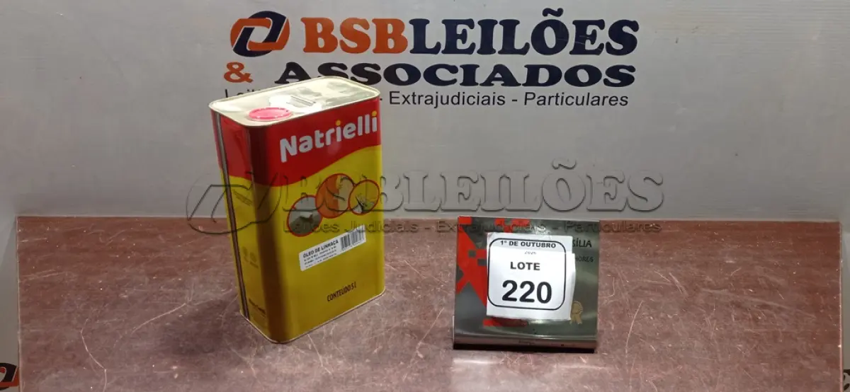 LOTE 220 - 01 LATA DE ÓLEO DE LINHAÇA DE 5L MARCA NATRIELLI. (NO ESTADO) ATENÇÃO! FAZER A VISITAÇÃO ANTES DE ARREMATAR, NÃO SABEMOS SE FUNCIONA, LEILÃO NÃO TEM GARANTIA E NEM DEVOLUÇÃO, SUJEITO A POSSÍVEIS AVARIAS VISÍVEIS/OCULTAS E/OU AUSÊNCIA DE COMPONENTES.