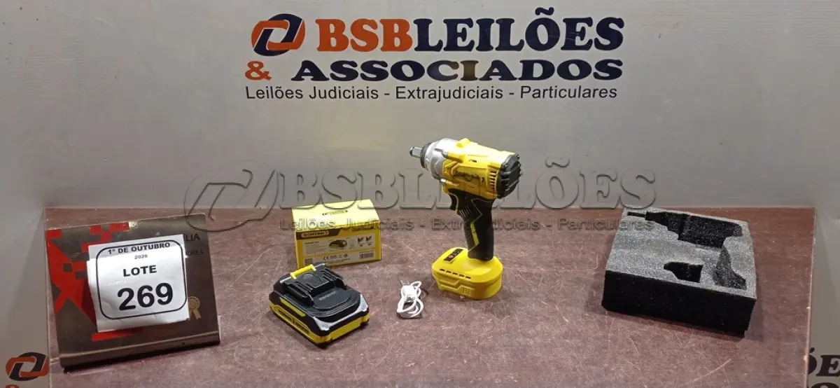 LOTE 269 - 01 CHAVE IMPACTO 21V COM CARREGADOR USB MARCA BOMVINK (NOVO). (NO ESTADO) ATENÇÃO! FAZER A VISITAÇÃO ANTES DE ARREMATAR, NÃO SABEMOS SE FUNCIONA, LEILÃO NÃO TEM GARANTIA E NEM DEVOLUÇÃO, SUJEITO A POSSÍVEIS AVARIAS VISÍVEIS/OCULTAS E/OU AUSÊNCIA DE COMPONENTES.